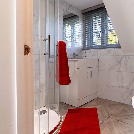 Forest Studio Apt Free Gated Parking On 2 Acres Garden تشيسلهورست المظهر الخارجي الصورة